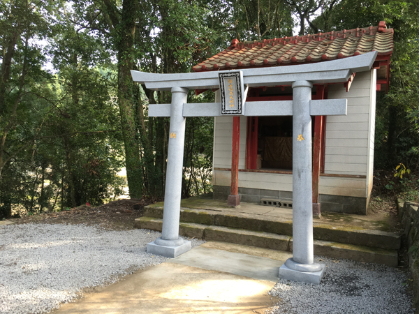 熊本県上天草市松島町にて、稲荷鳥居の施工をさせて頂きました。の画像