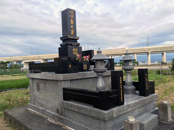 熊本地震における、被災墓石の修繕工事　～八代郡～の画像