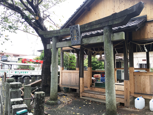 熊本地震による、社の修繕工事の画像