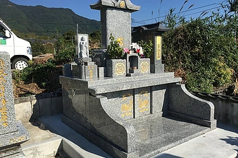 国産 徳山石（山口県産）の墓石