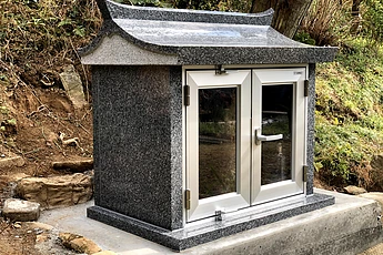 オーダー扉付き　氏神様の社（熊本県天草市）