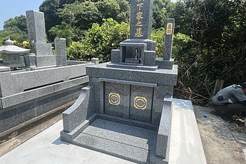 天草市本渡町にて新規墓石を施工させて頂きました（天山石）